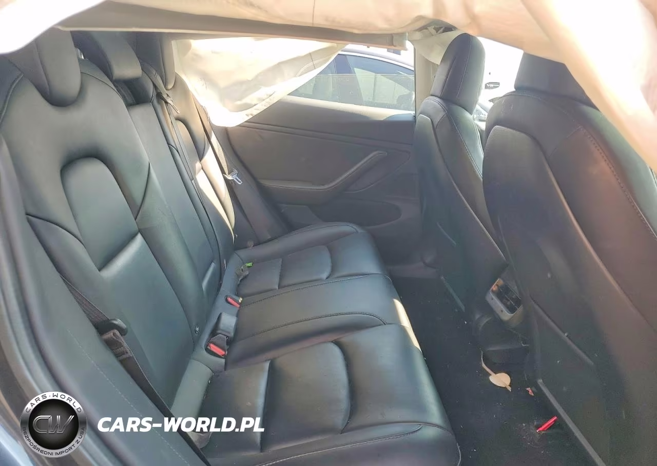 2018 Tesla Model 3 VIN:5YJ3E1EB3JF089709 - 10
