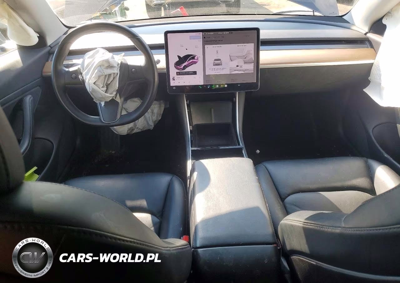2018 Tesla Model 3 VIN:5YJ3E1EB3JF089709 - 8