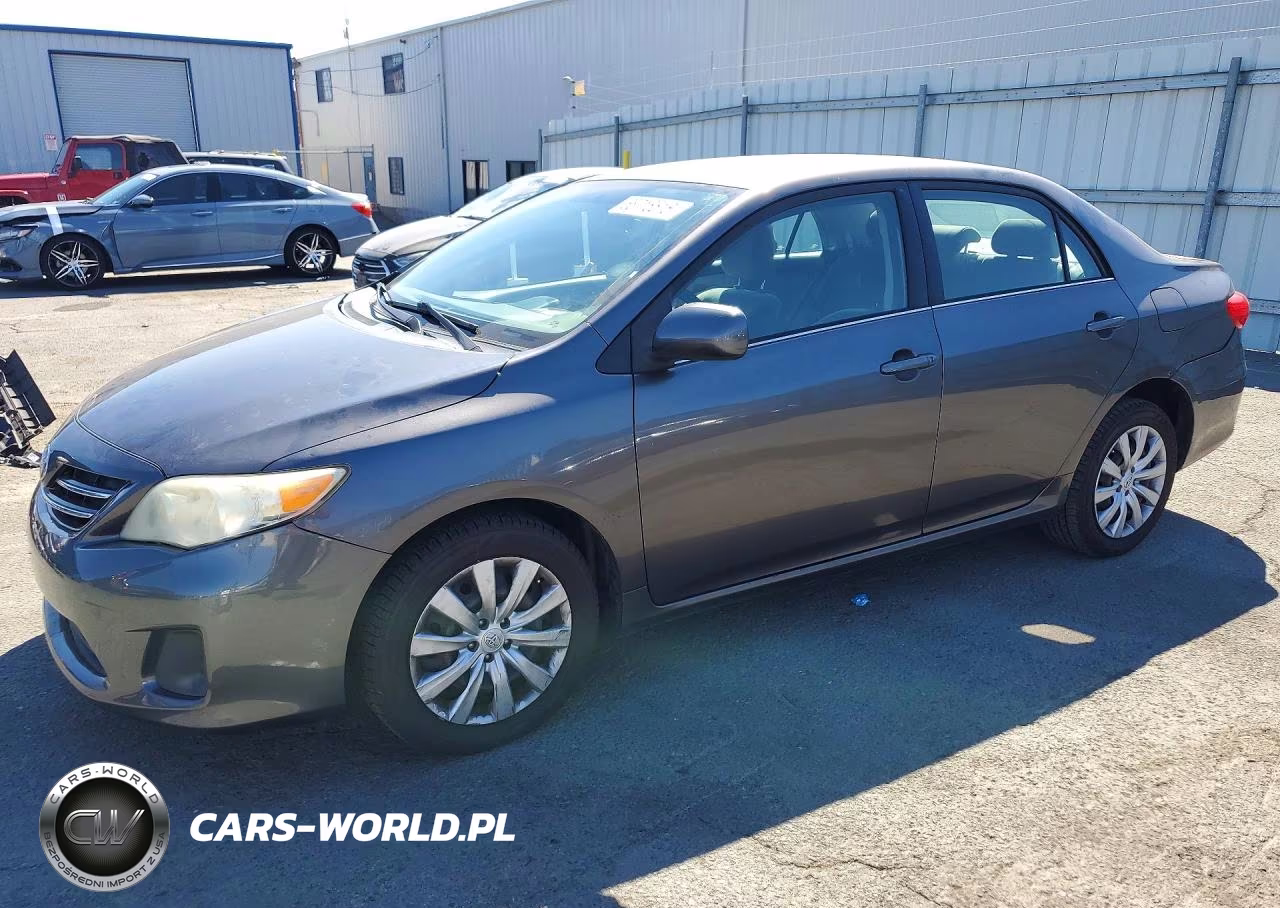 2013 Toyota Corolla Le