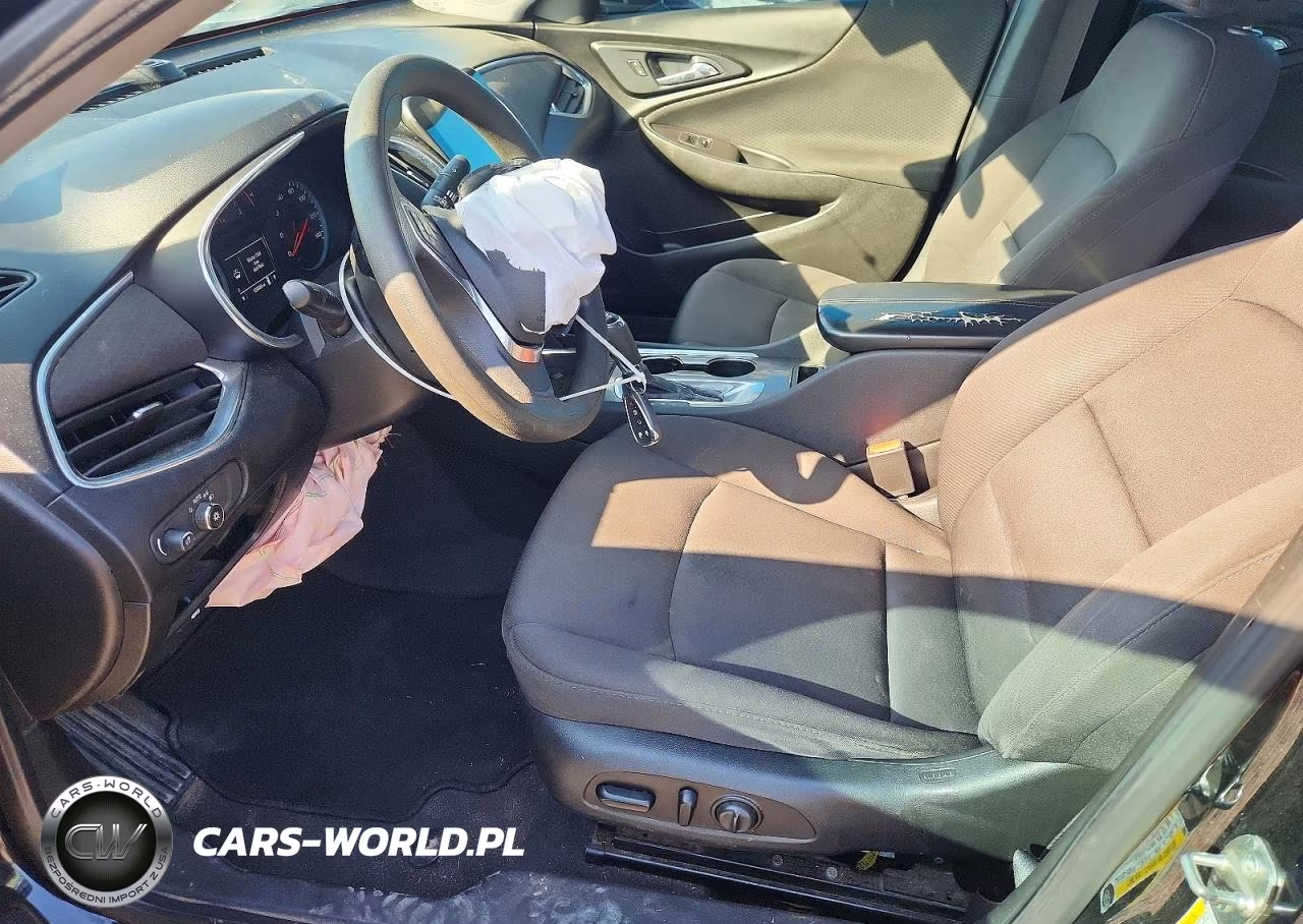 2019 Chevrolet Malibu Ls VIN:1G1ZD5ST8KF135607 - 7