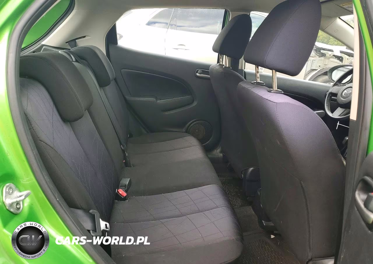 2011 Mazda Mazda2 VIN:JM1DE1HZ2B0112085 - 10