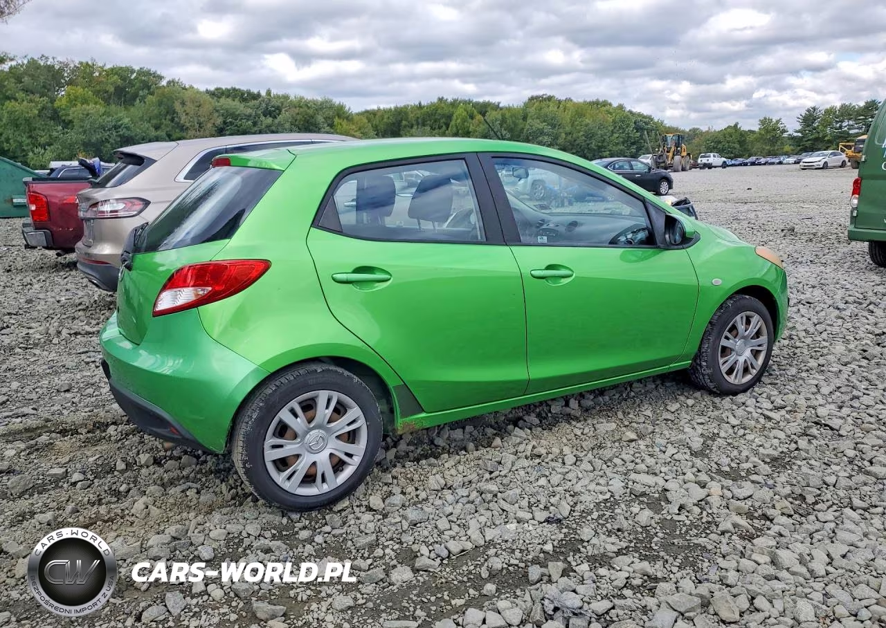2011 Mazda Mazda2 VIN:JM1DE1HZ2B0112085 - 3