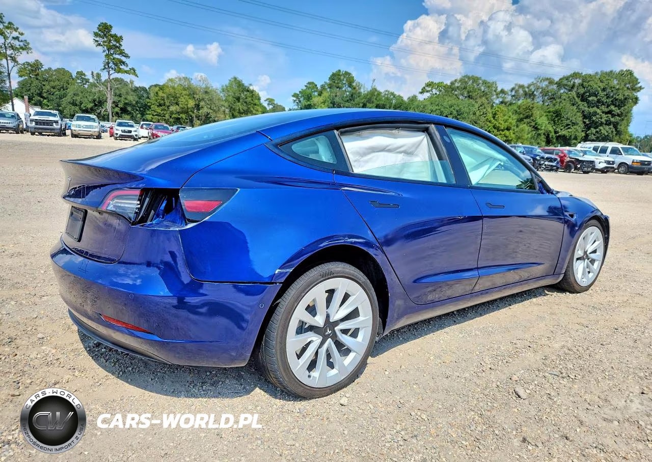 2022 Tesla Model 3 VIN:5YJ3E1EA6NF285561 - 3