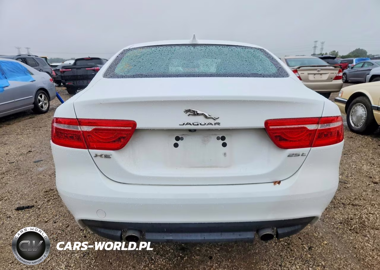 2018 Jaguar Xe VIN:SAJAR4FX3JCP34333 - 6