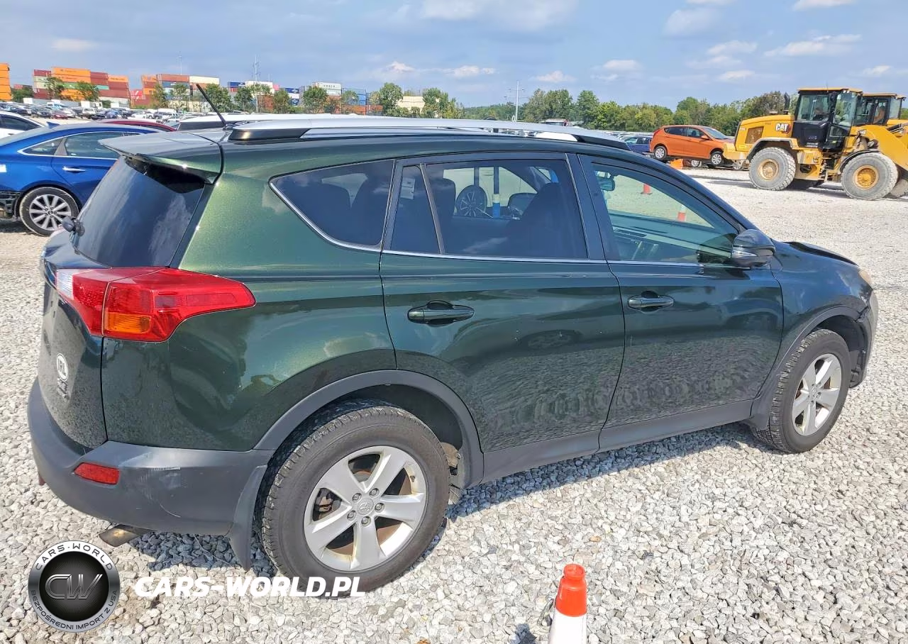 2013 Toyota Rav4 Xle VIN:JTMRFREV1DD046708 - 3