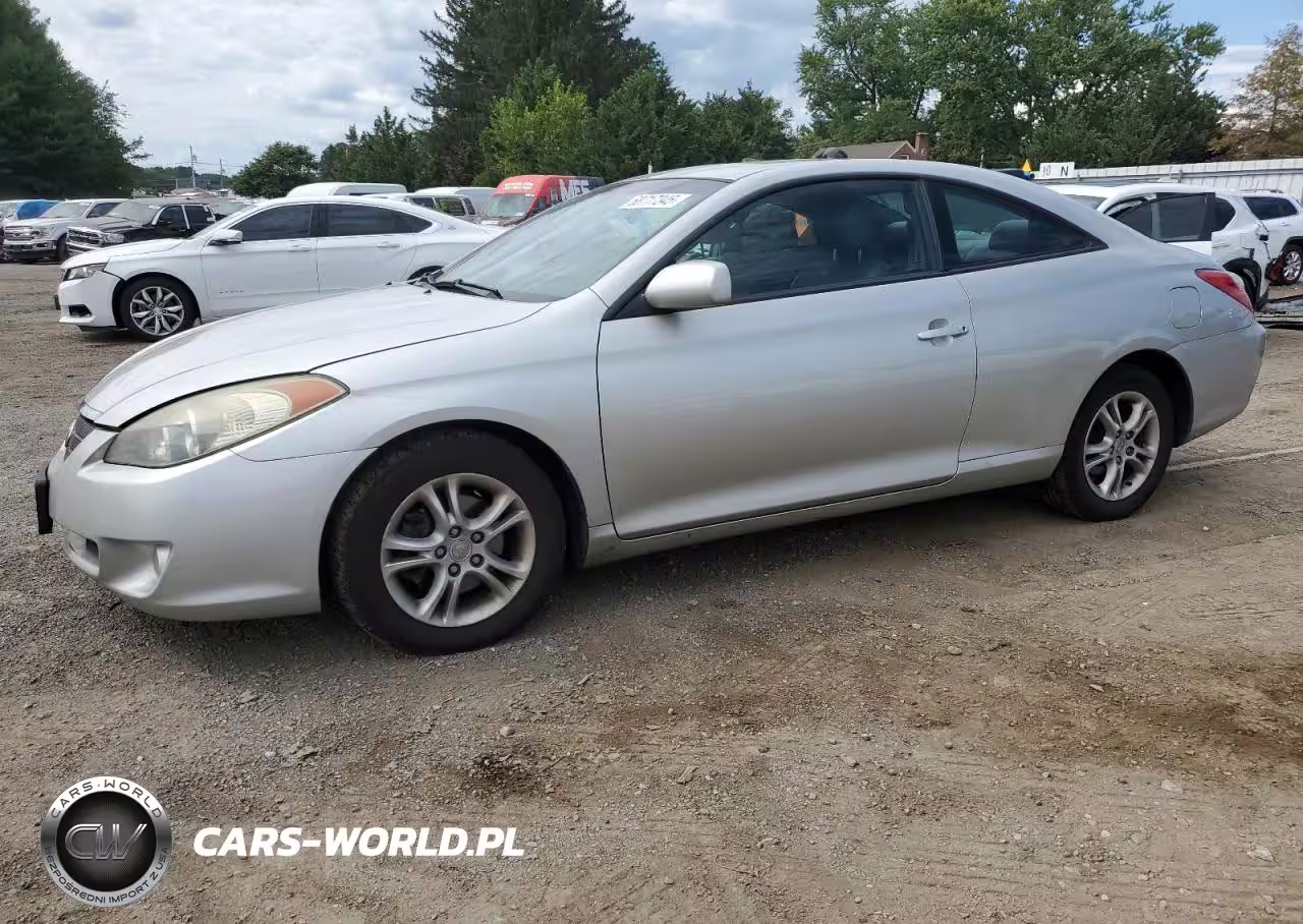 2005 Toyota Camry Solara Se