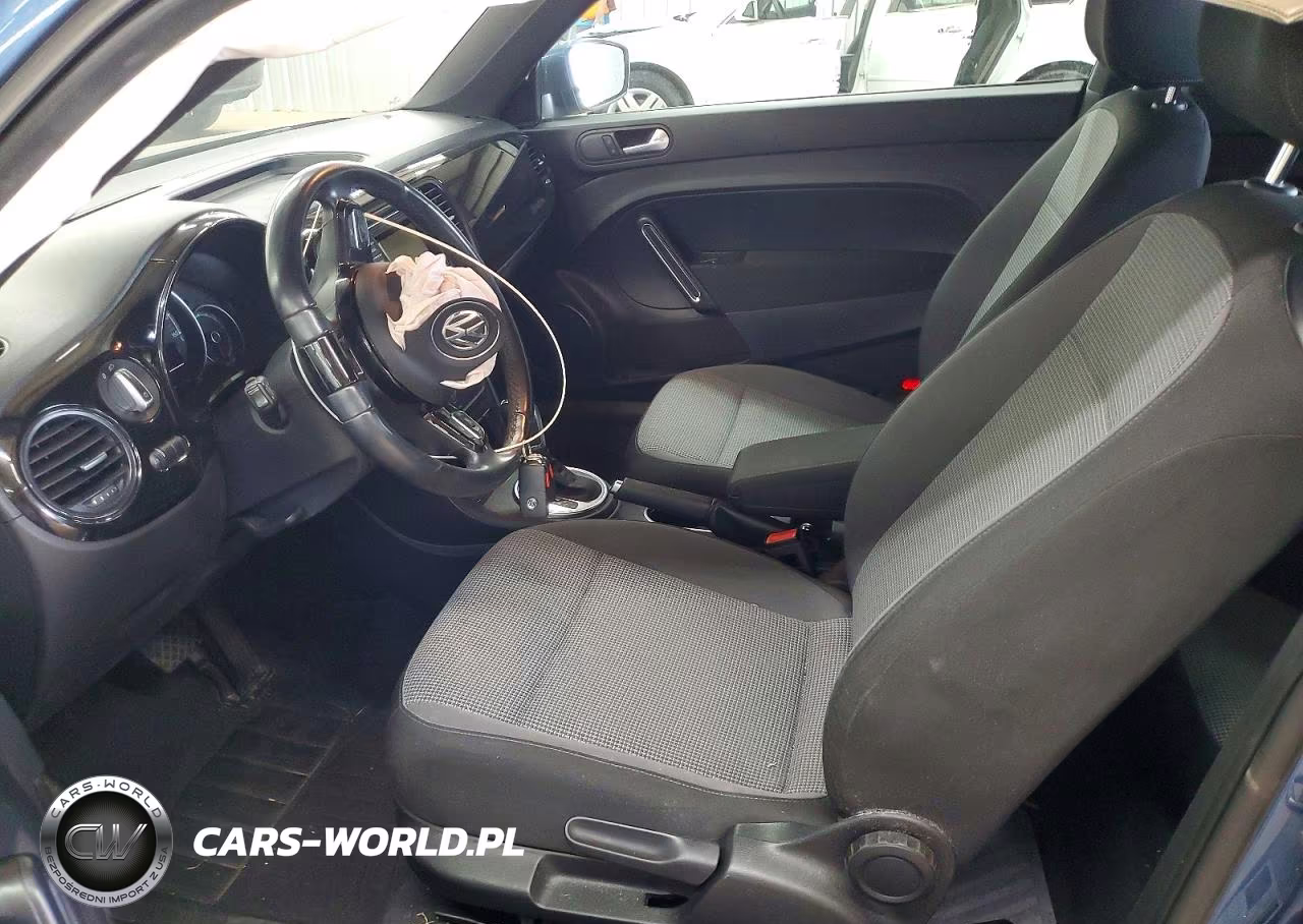 2018 Volkswagen Beetle S VIN:3VWFD7AT8JM719721 - 7