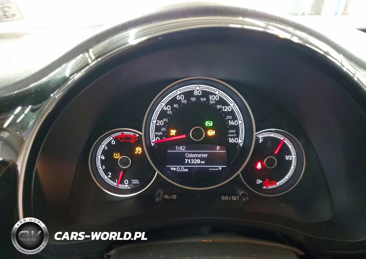 2018 Volkswagen Beetle S VIN:3VWFD7AT8JM719721 - 9