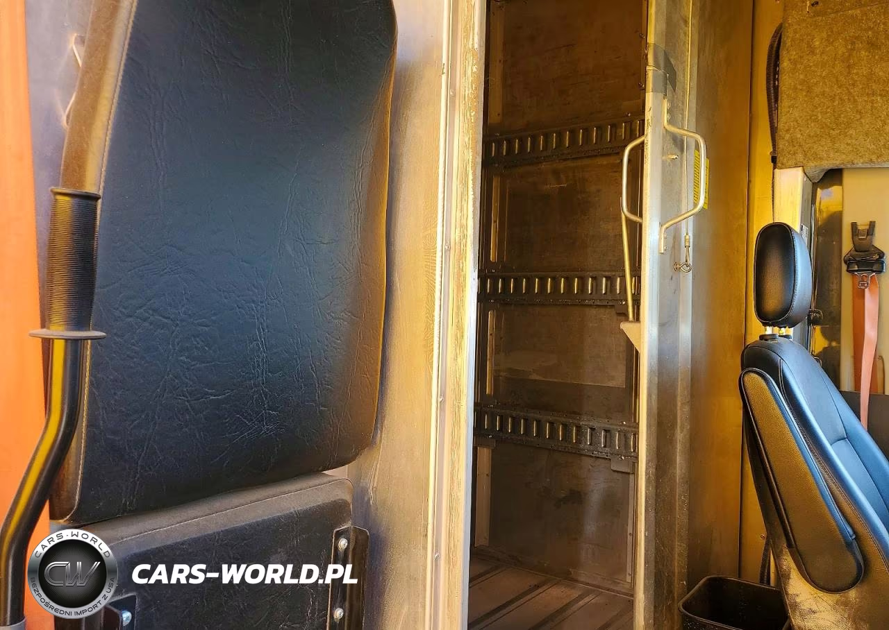 2021 Ford Transit Delivery Truck VIN:1FDDF6P86MKA55377 - 10