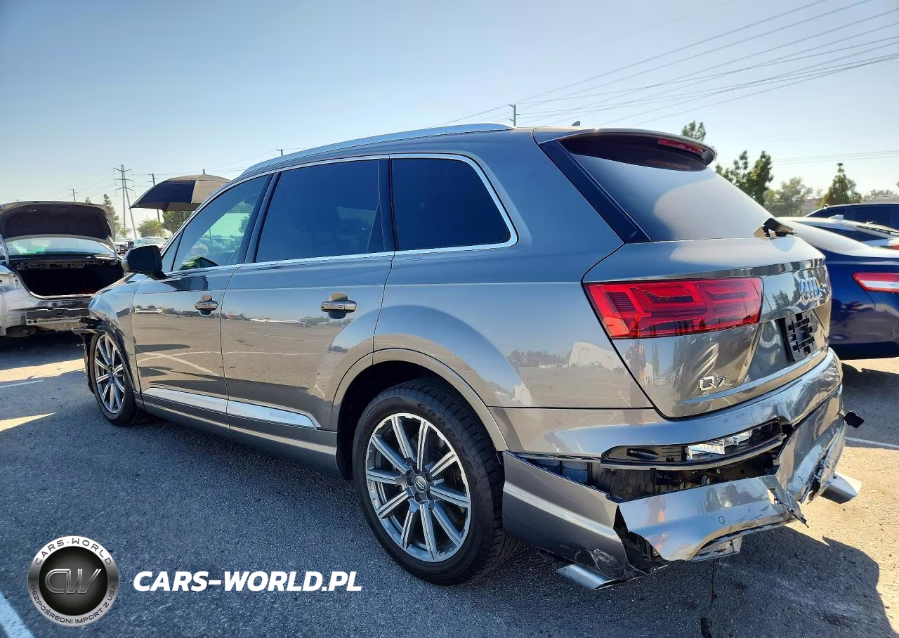2017 Audi Q7 Prestige VIN:WA1VAAF71HD008183 - 2