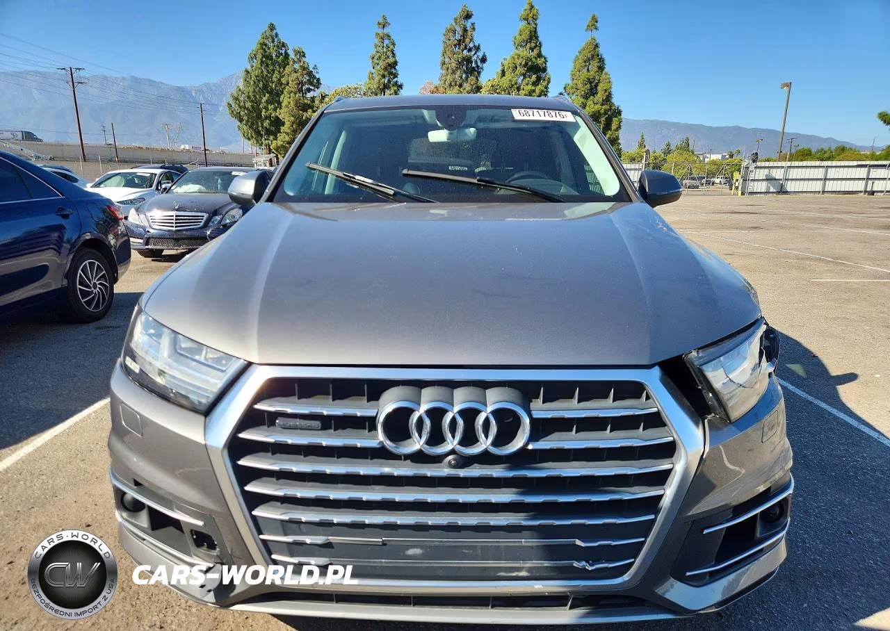 2017 Audi Q7 Prestige VIN:WA1VAAF71HD008183 - 5