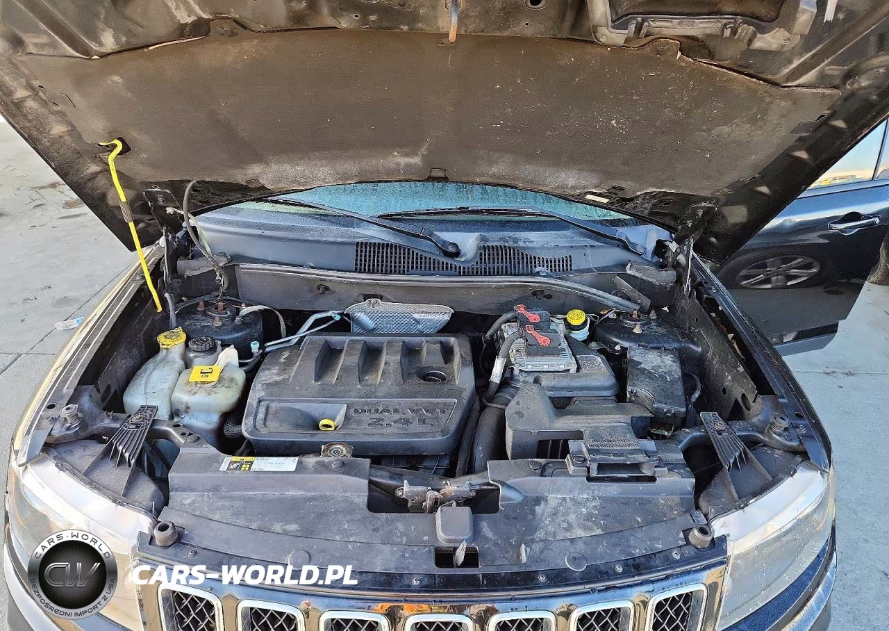 2015 Jeep Compass Sport VIN:1C4NJCBB2FD274787 - 12