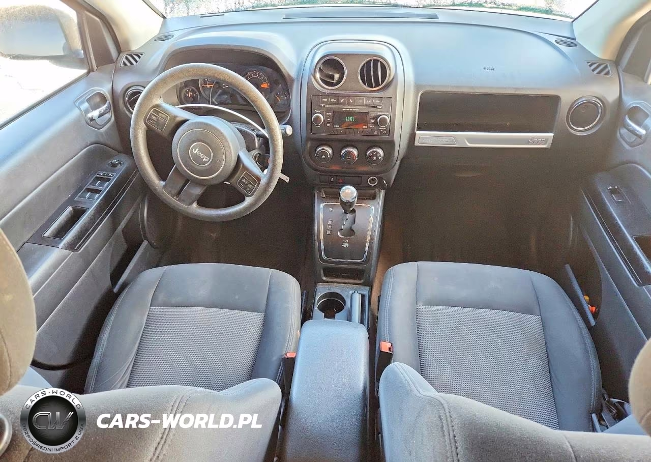 2015 Jeep Compass Sport VIN:1C4NJCBB2FD274787 - 8
