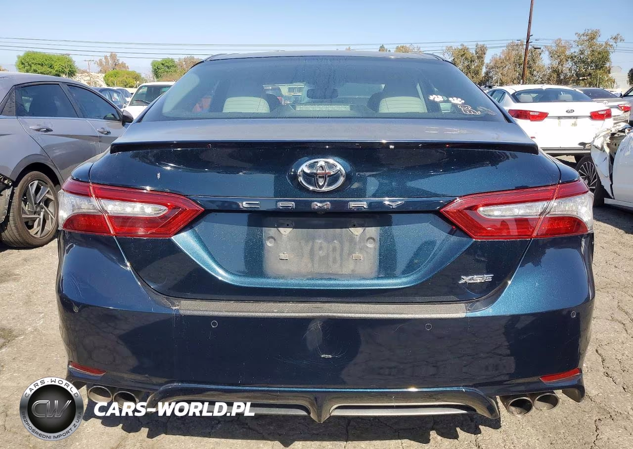 2018 Toyota Camry Xse VIN:4T1B61HK1JU654210 - 6