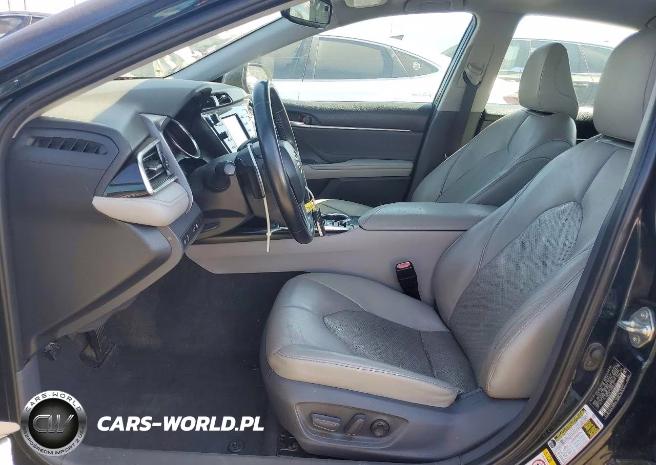 2018 Toyota Camry Xse VIN:4T1B61HK1JU654210 - 7