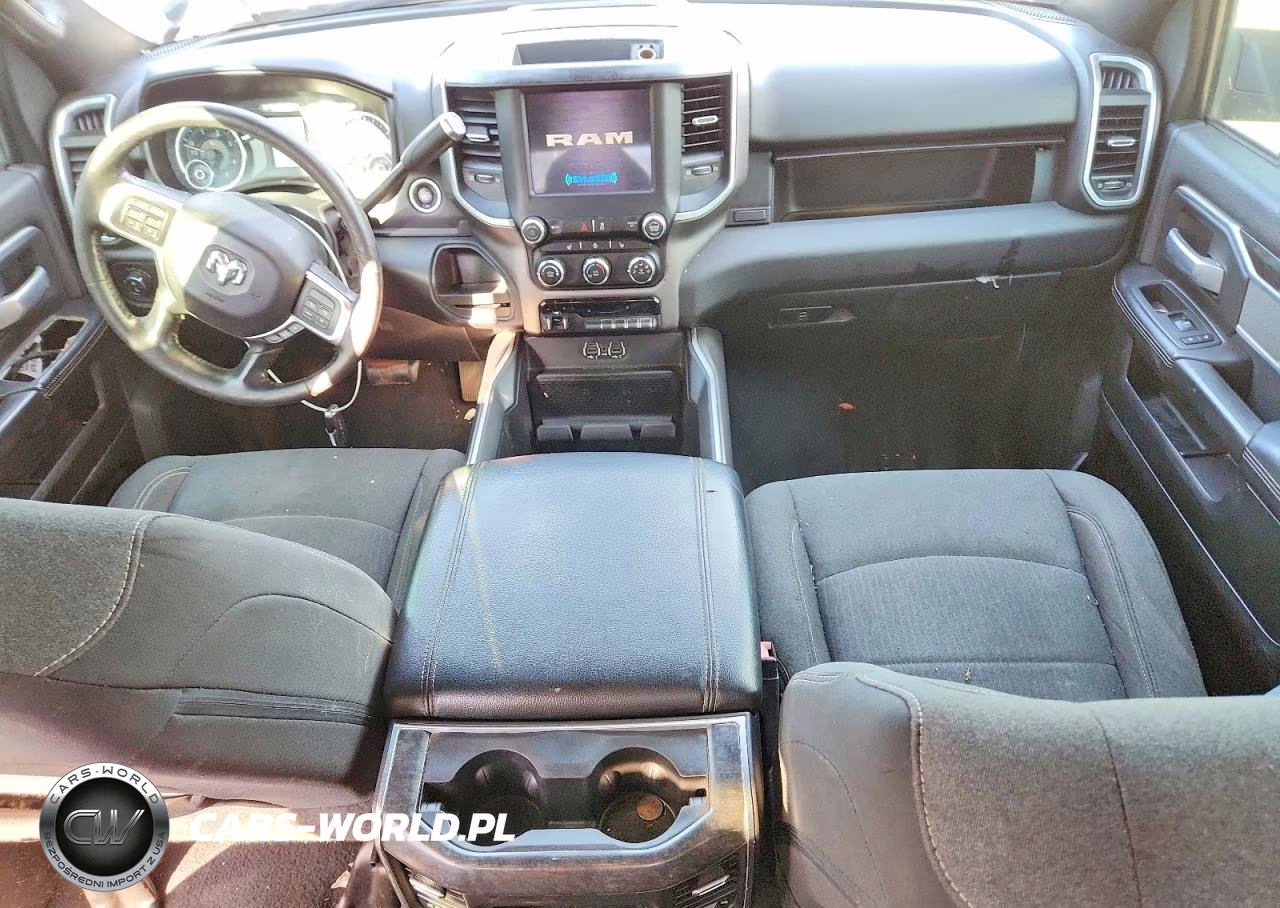 2019 Ram 3500 Big Horn VIN:3C63RPHL3KG636329 - 8