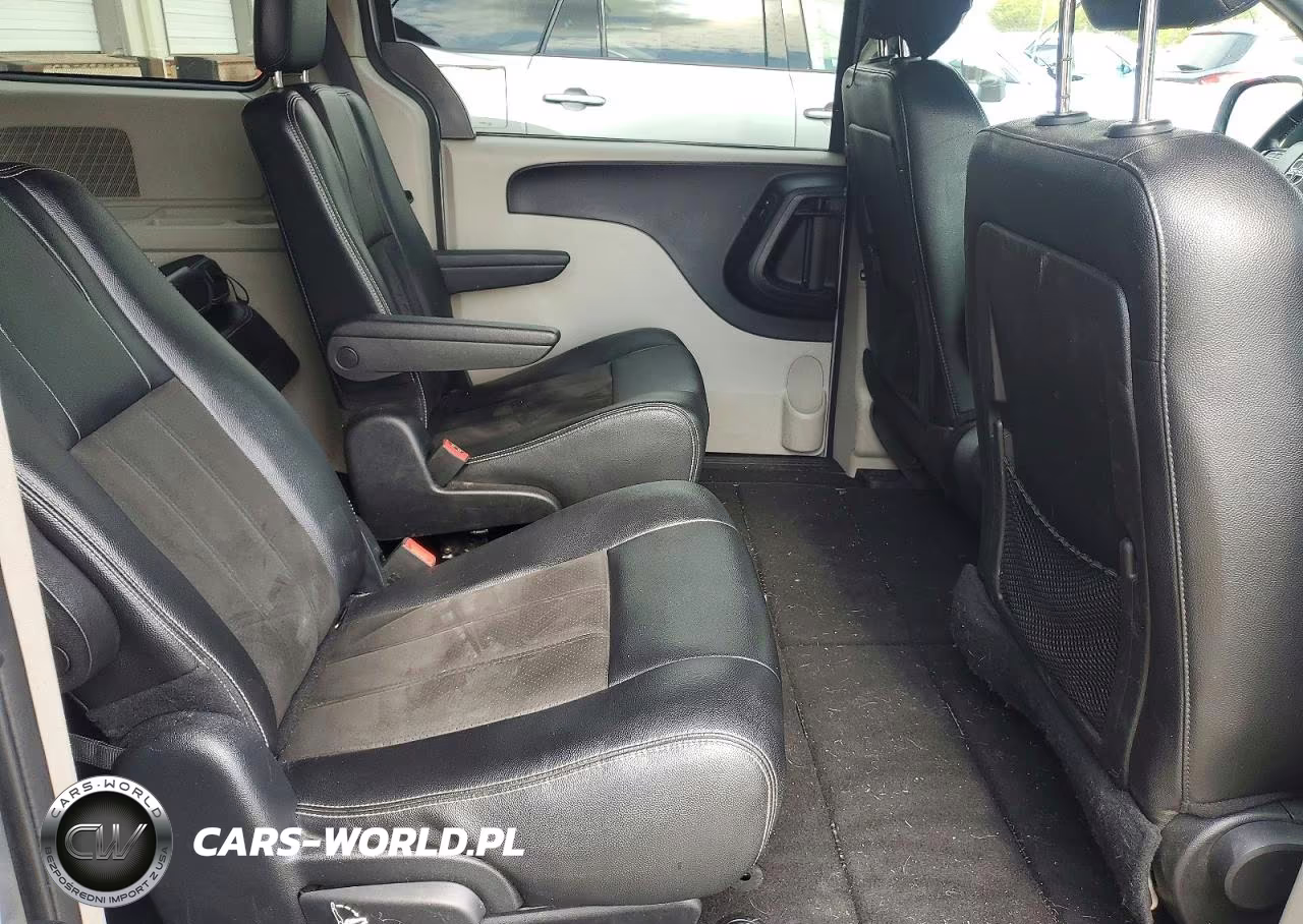 2019 Dodge Grand Caravan Sxt VIN:2C4RDGCG7KR776406 - 10