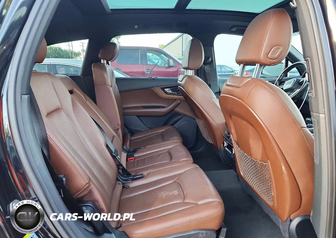 2017 Audi Q7 Premium Plus VIN:WA1LAAF76HD005450 - 11
