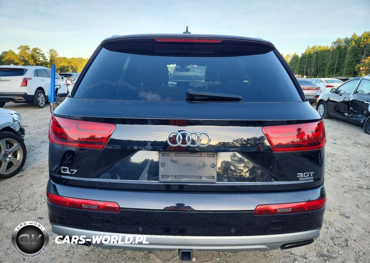 2017 Audi Q7 Premium Plus VIN:WA1LAAF76HD005450 - 6