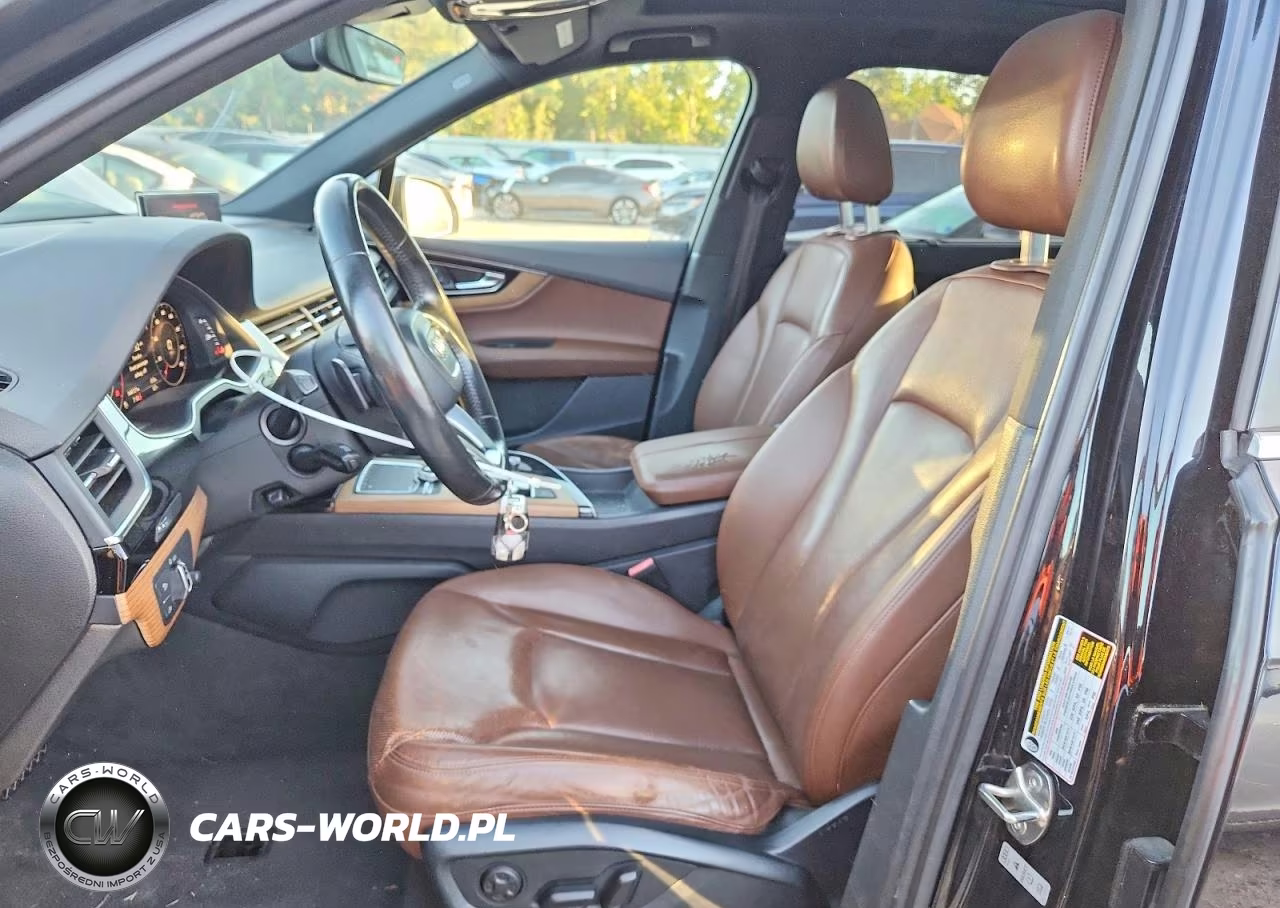2017 Audi Q7 Premium Plus VIN:WA1LAAF76HD005450 - 7