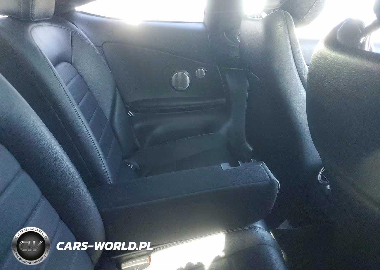 2020 Mercedes-Benz C 300 VIN:WDDWJ8DB2LF962535 - 10