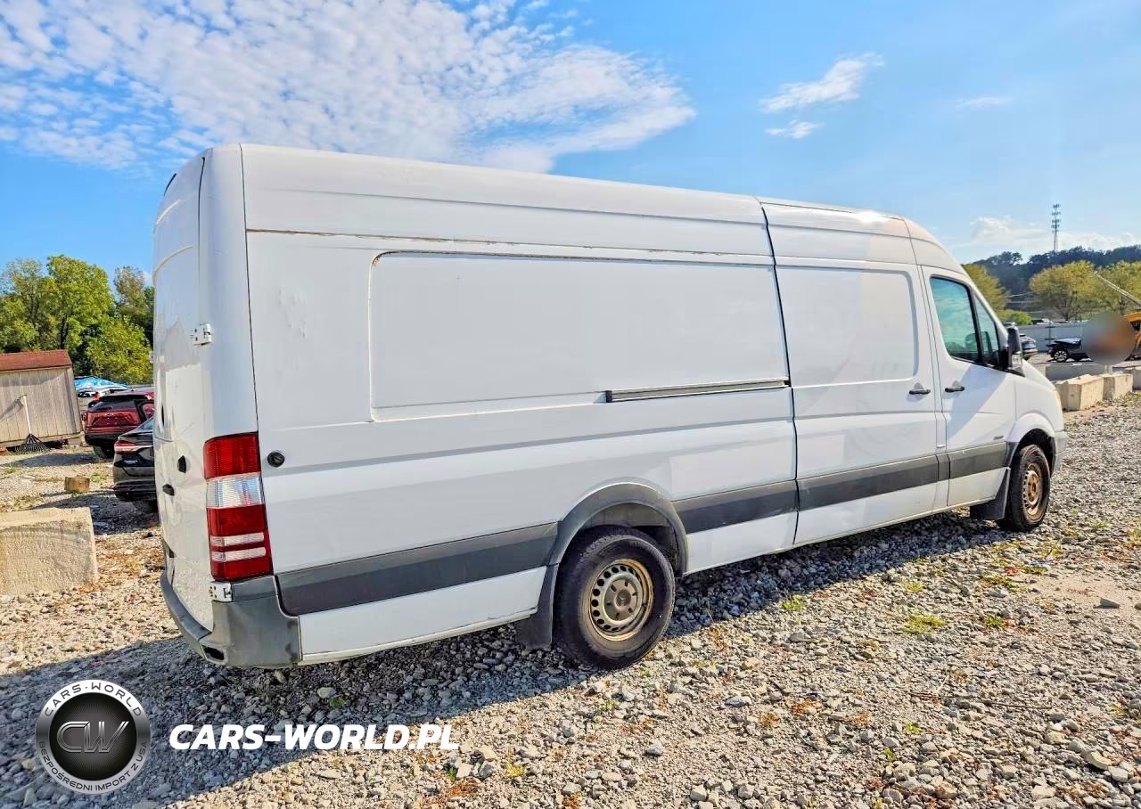 2013 Mercedes-Benz Sprinter 2500 VIN:WD3PE8CC1D5769128 - 3