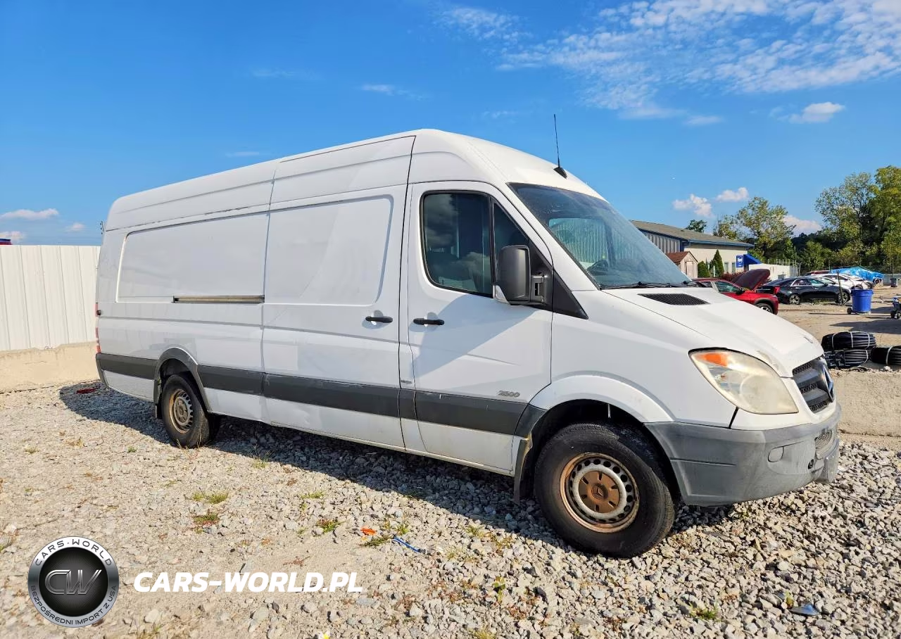 2013 Mercedes-Benz Sprinter 2500 VIN:WD3PE8CC1D5769128 - 4