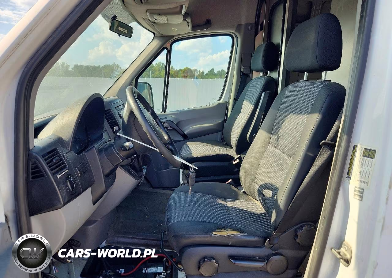 2013 Mercedes-Benz Sprinter 2500 VIN:WD3PE8CC1D5769128 - 7