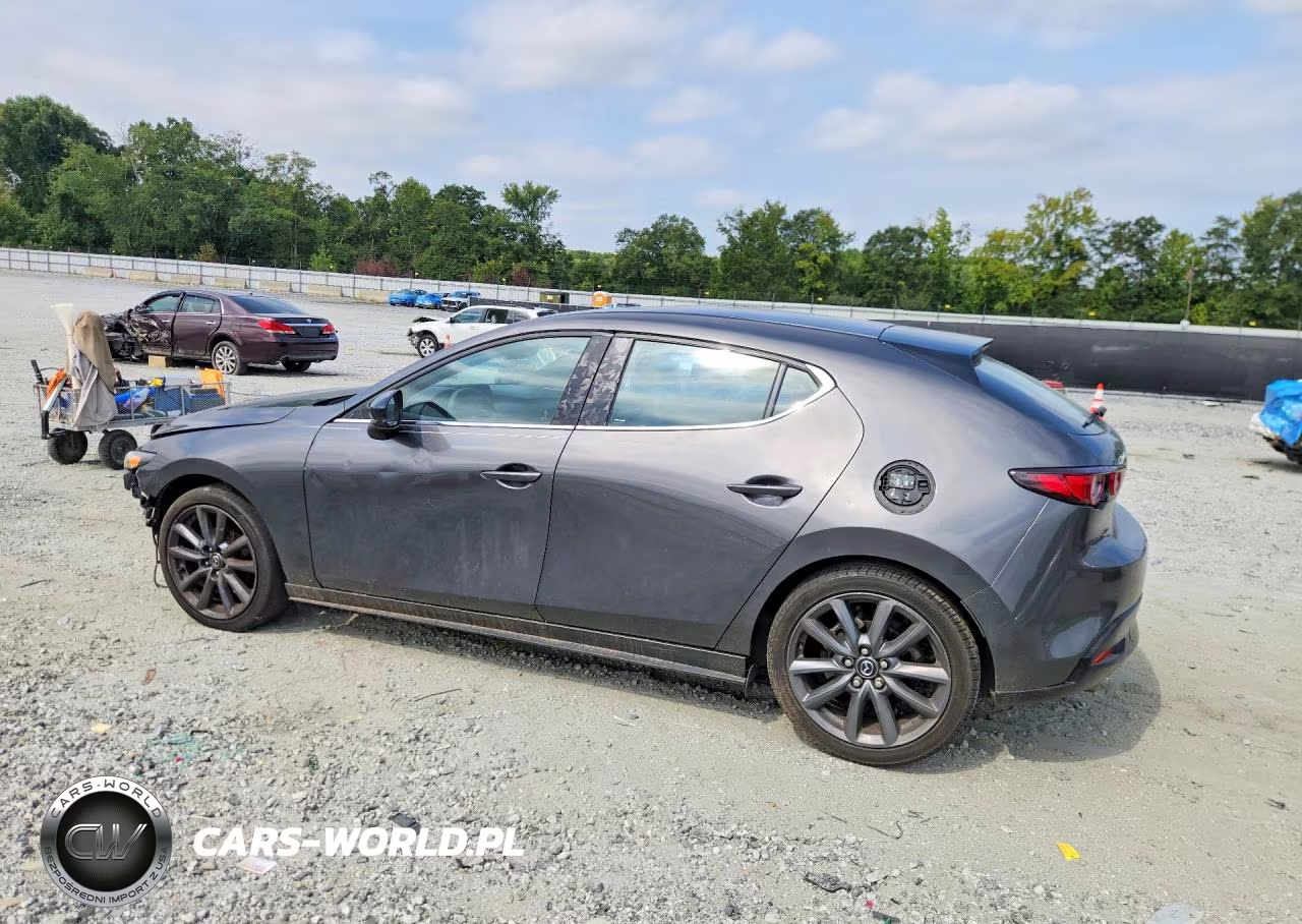 2021 Mazda 3 Preferred VIN:JM1BPALL7M1401559 - 2