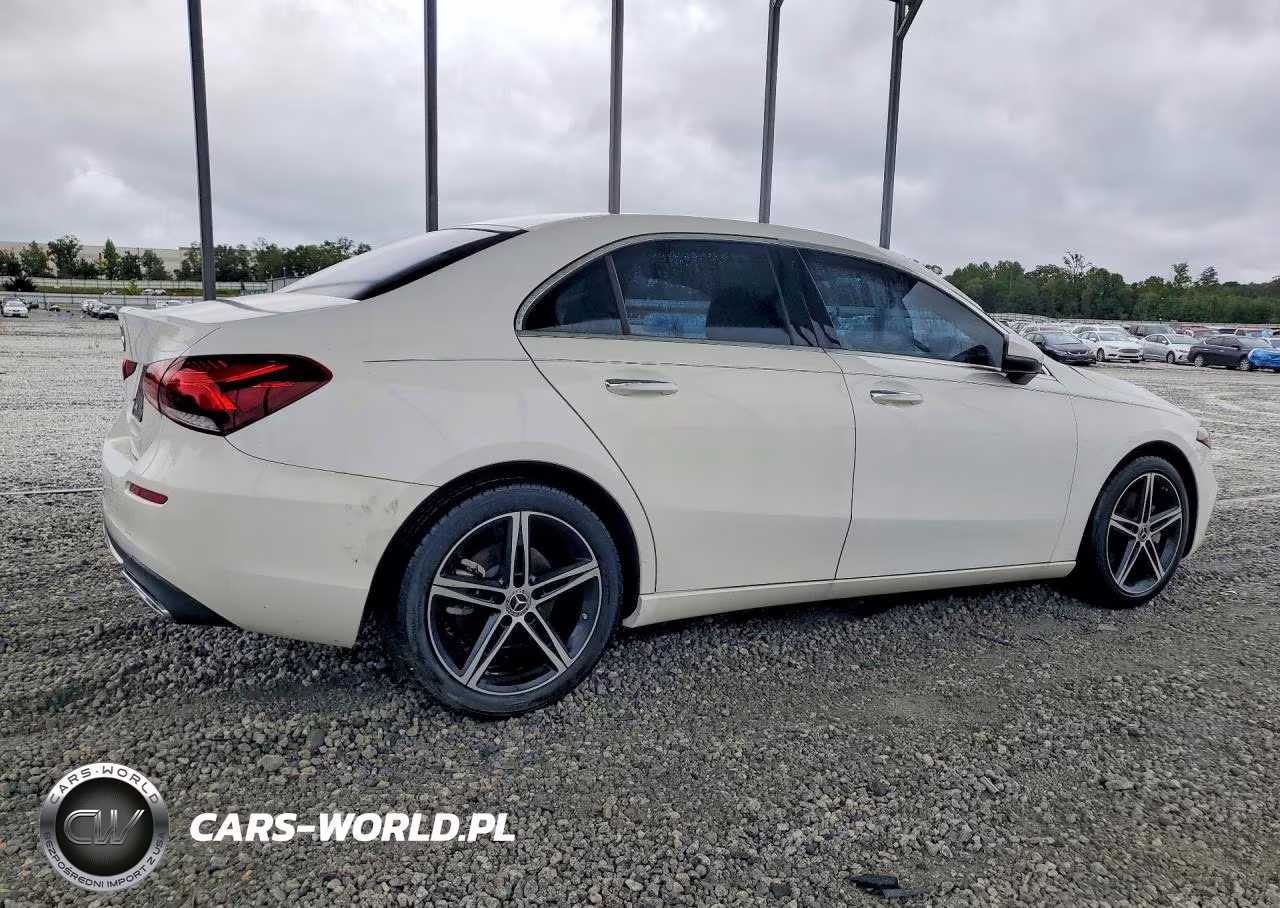 2022 Mercedes-Benz A 220 VIN:W1K3G4EB1NJ327363 - 3