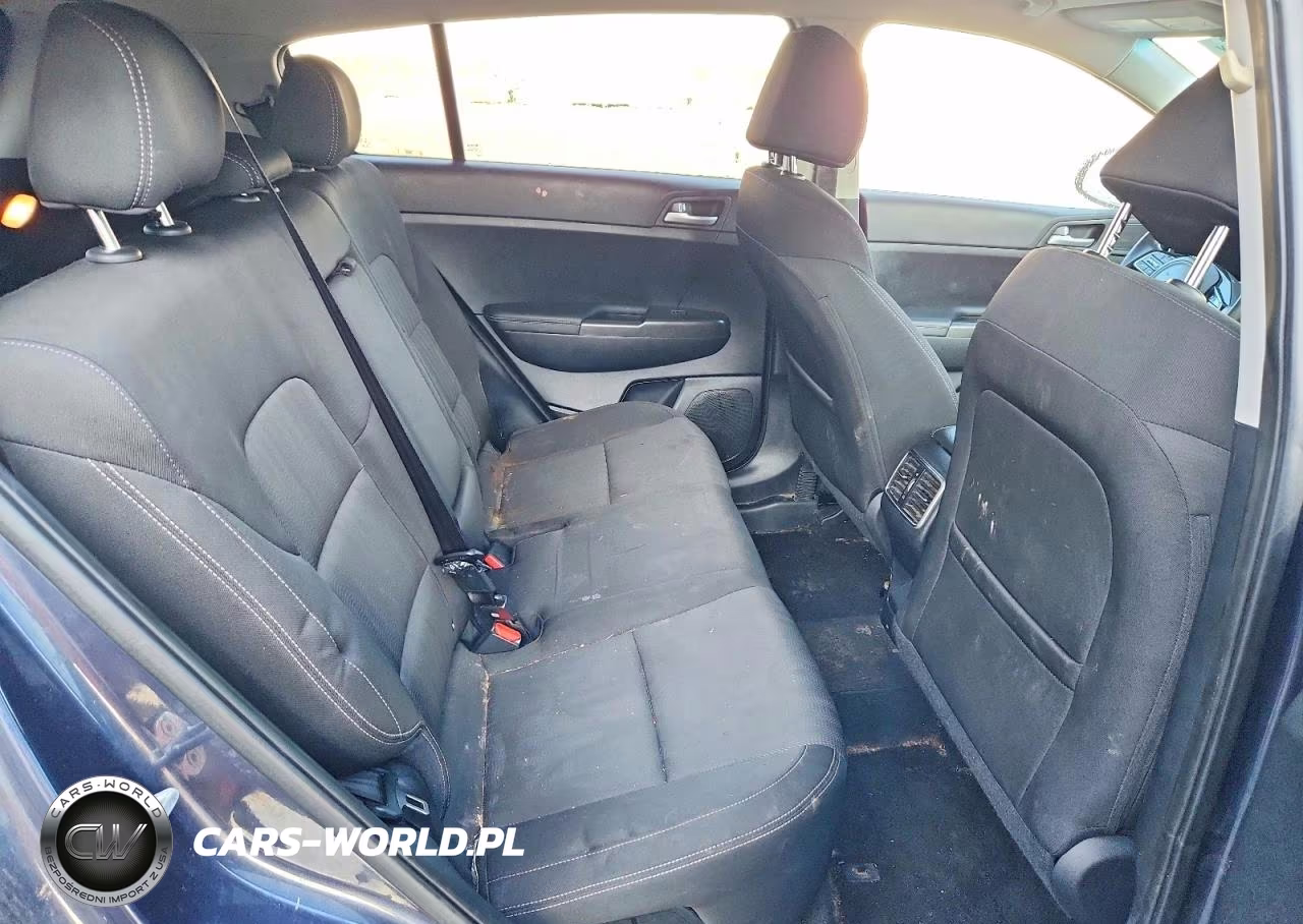 2020 Kia Sportage Lx VIN:KNDPM3AC4L7669560 - 11