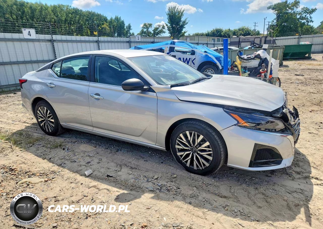 2024 Nissan Altima Sv VIN:1N4BL4DVXRN330019 - 4