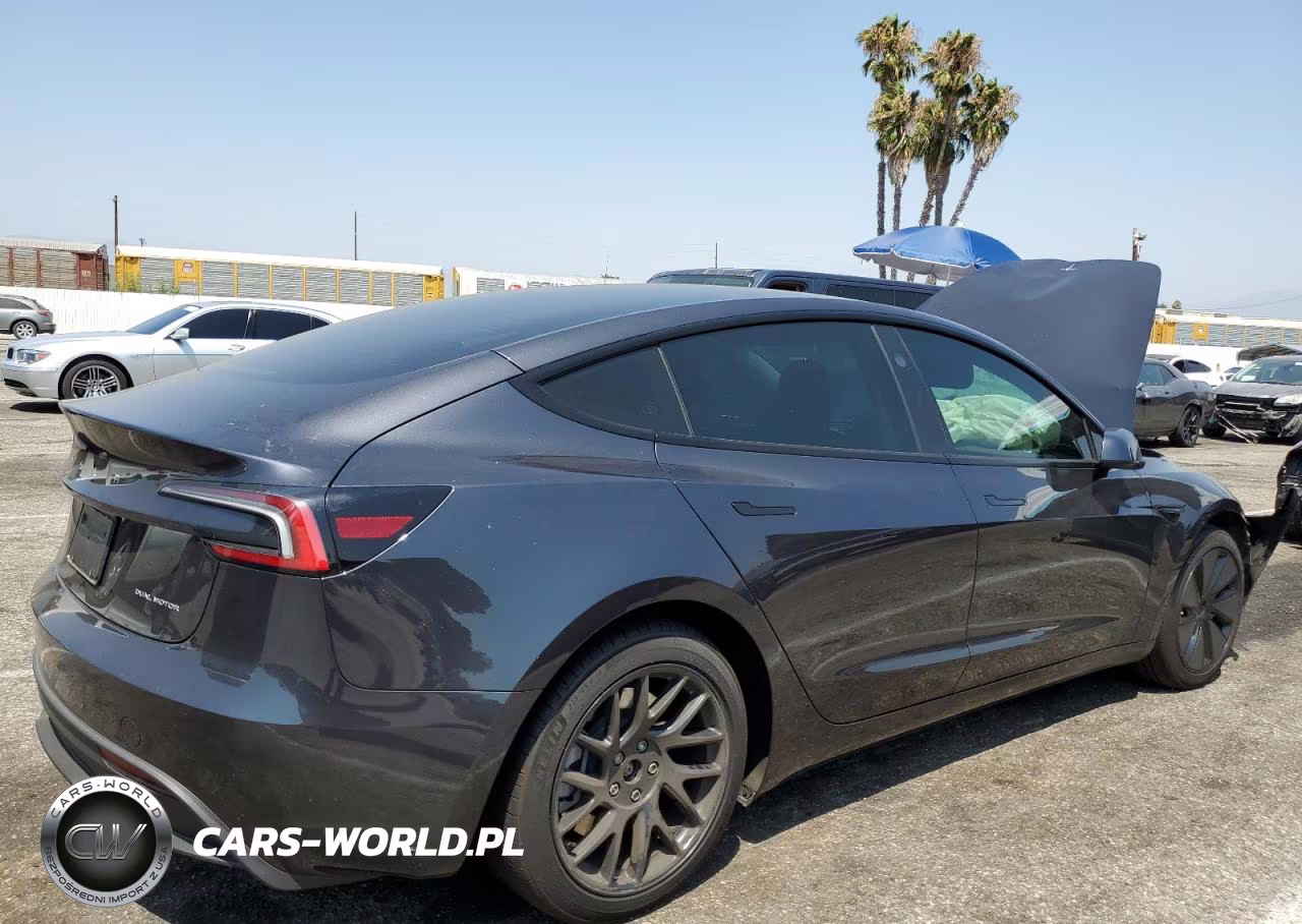 2024 Tesla Model 3 VIN:5YJ3E1EB1RF796772 - 3