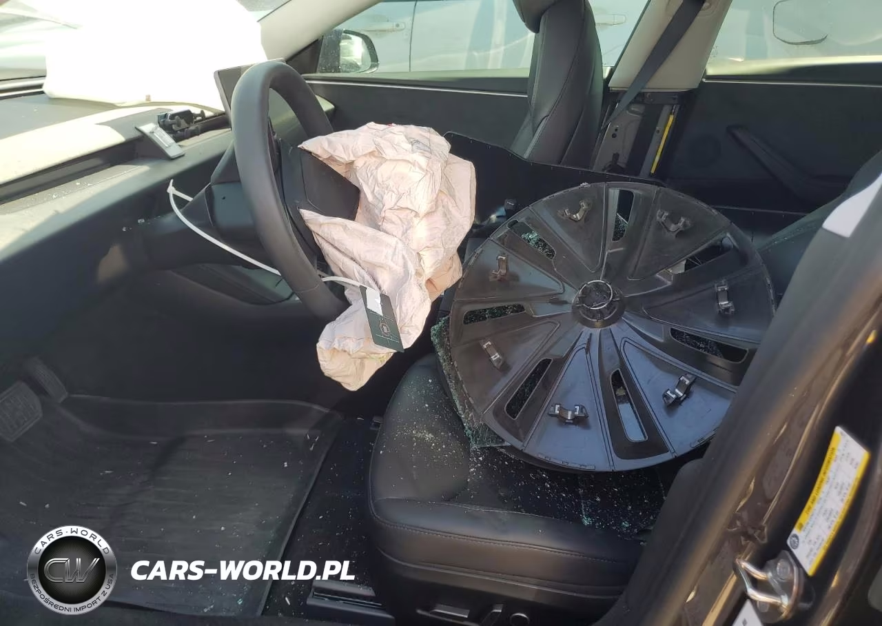 2024 Tesla Model 3 VIN:5YJ3E1EB1RF796772 - 7