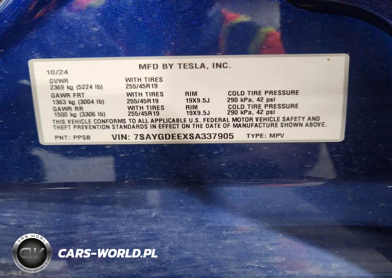 2025 Tesla Model Y VIN:7SAYGDEEXSA337905 - 12