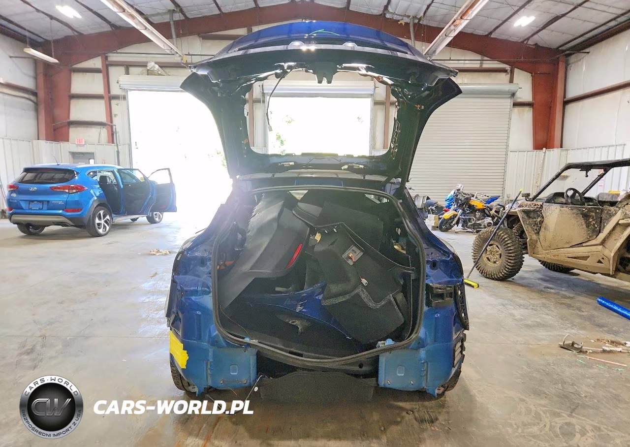 2025 Tesla Model Y VIN:7SAYGDEEXSA337905 - 6