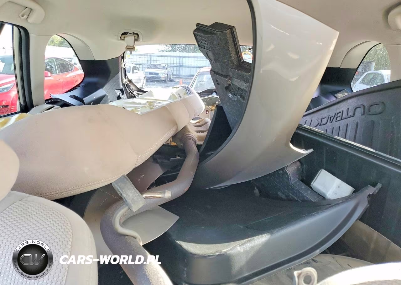 2019 Subaru Outback 2.5I Premium VIN:4S4BSAFC6K3282300 - 10
