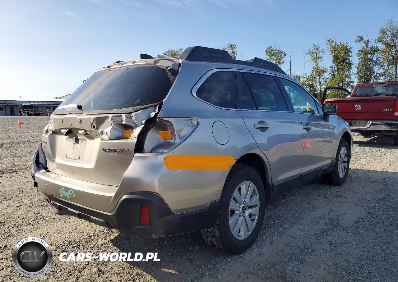 2019 Subaru Outback 2.5I Premium VIN:4S4BSAFC6K3282300 - 3
