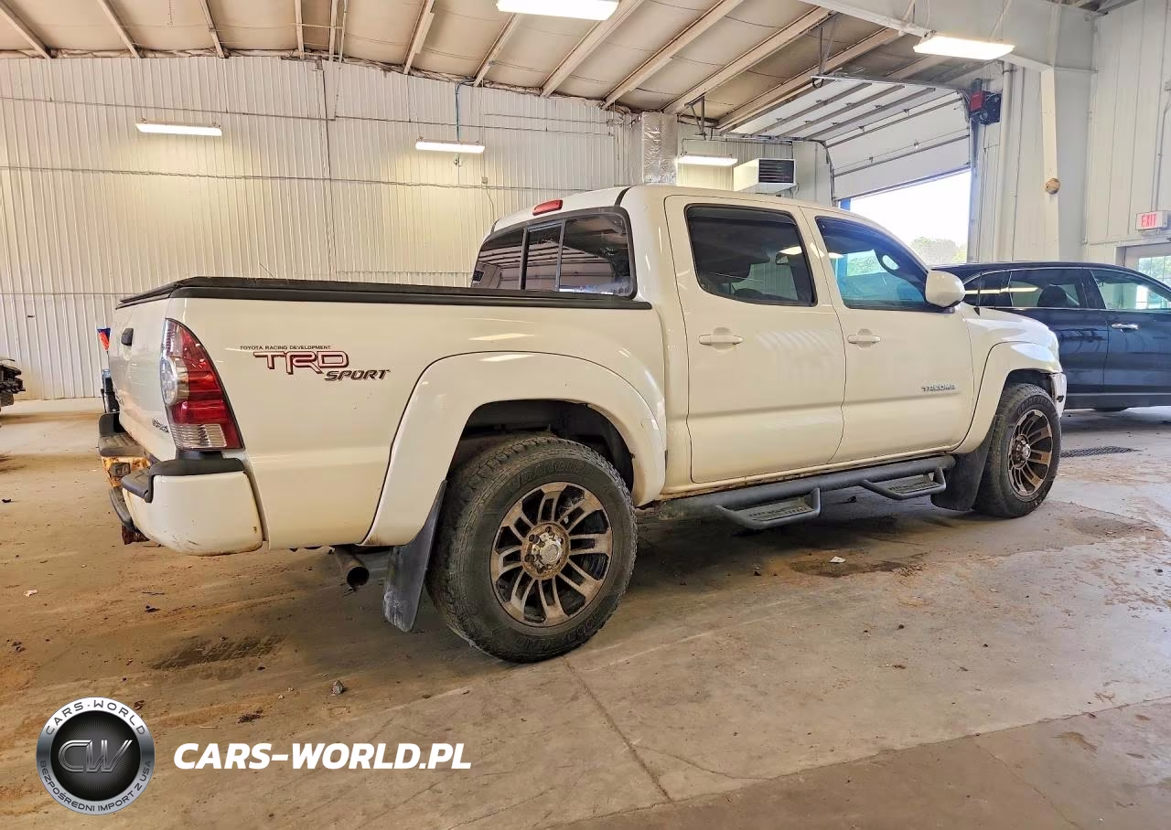 2010 Toyota Tacoma V6 VIN:5TELU4EN5AZ697812 - 3