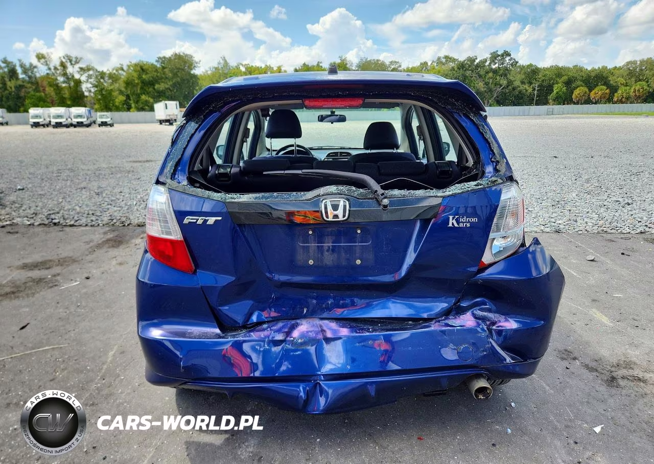 2012 Honda Fit Sport VIN:JHMGE8H5XCC010244 - 6
