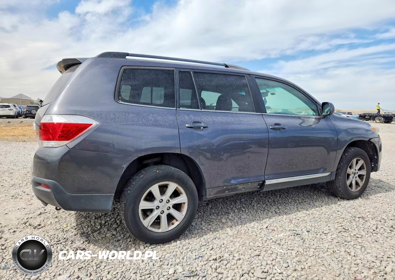 2011 Toyota Highlander Se VIN:5TDBK3EHXBS073248 - 3