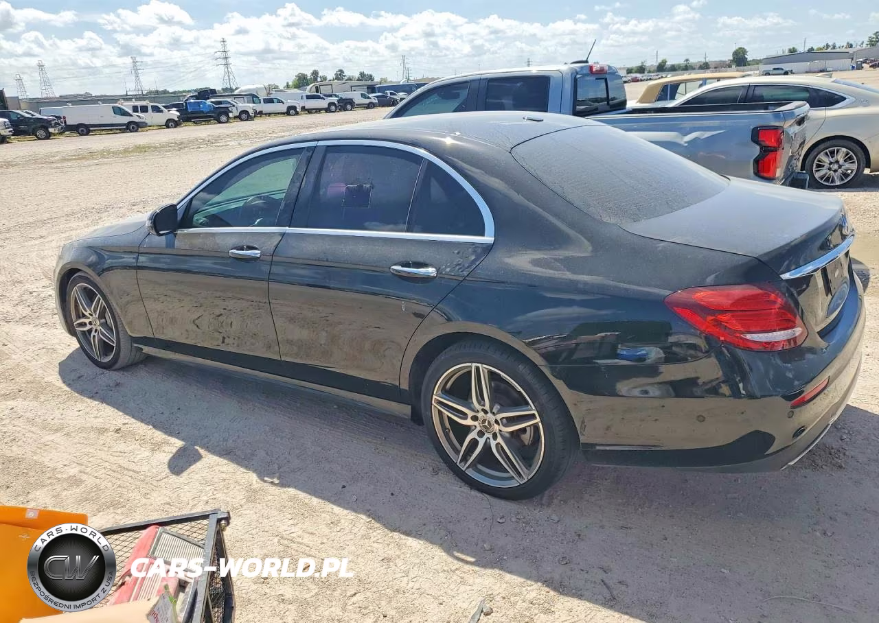 2019 Mercedes-Benz E 300 VIN:WDDZF4JB4KA588307 - 2