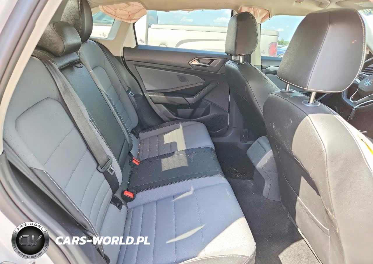 2025 Volkswagen Jetta Se VIN:3VW7X7BU9SM055191 - 10