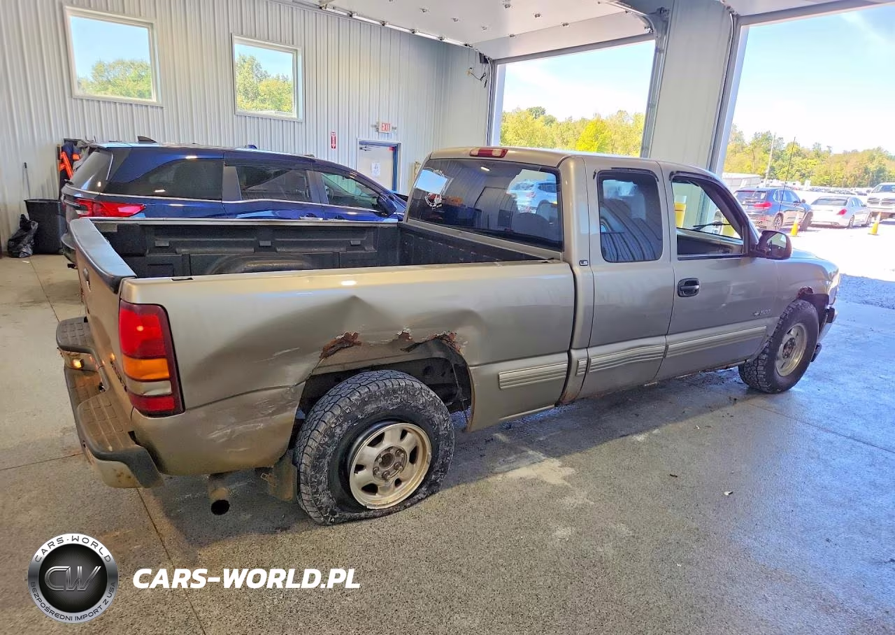 2000 Chevrolet Silverado C1500 VIN:2GCEC19T6Y1369445 - 3