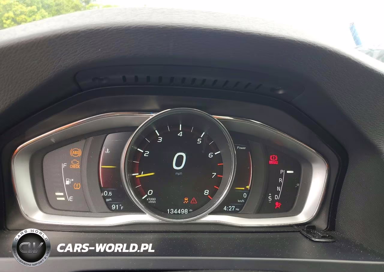 2015 Volvo S60 Premier VIN:YV140MFK3F1346140 - 9