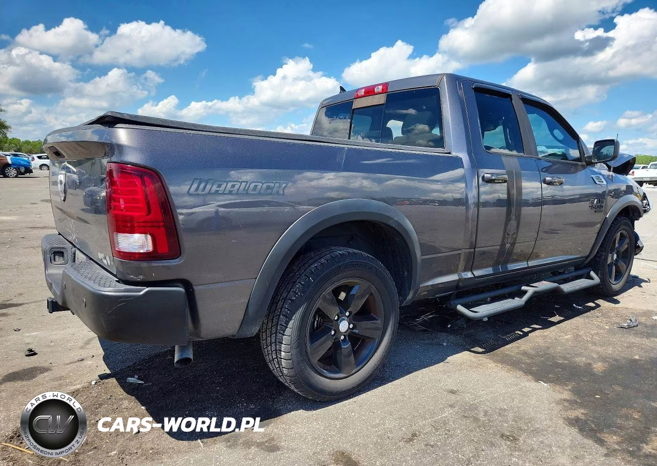 2019 Ram 1500 Classic Slt VIN:1C6RR6GG5KS699787 - 3