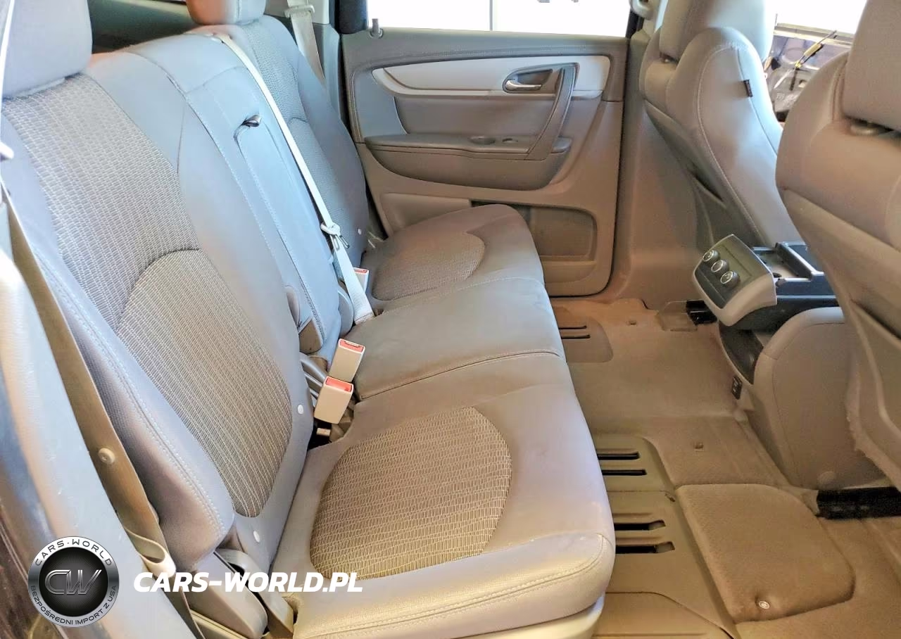 2015 Chevrolet Traverse Ls VIN:1GNKRFKD2FJ368112 - 11
