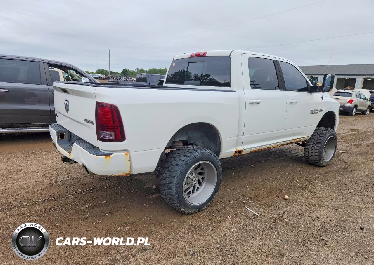2014 Ram 1500 Sport VIN:1C6RR7MTXES257809 - 3