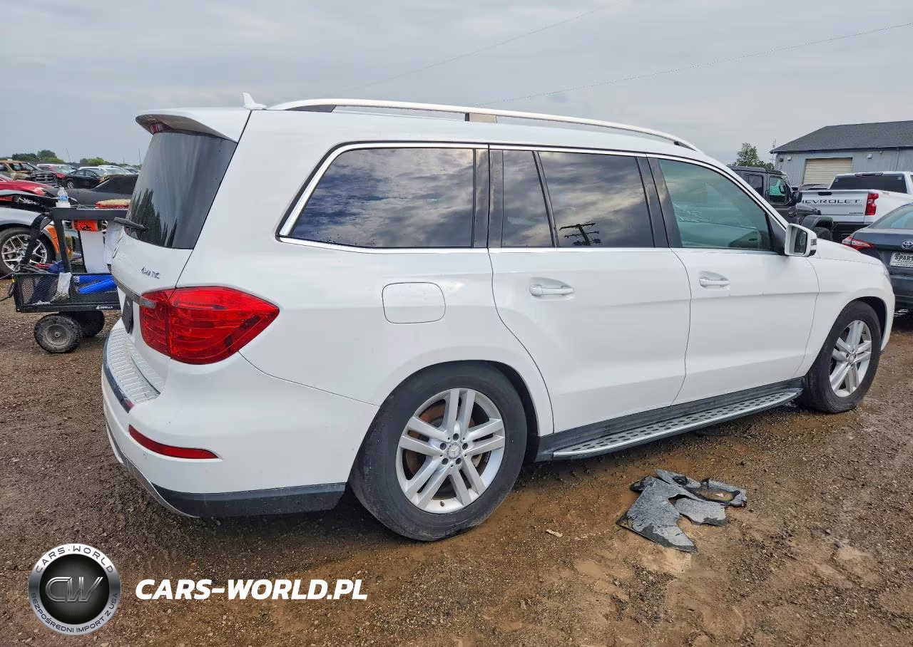 2015 Mercedes-Benz Gl 450 4Matic VIN:4JGDF6EE9FA617502 - 3