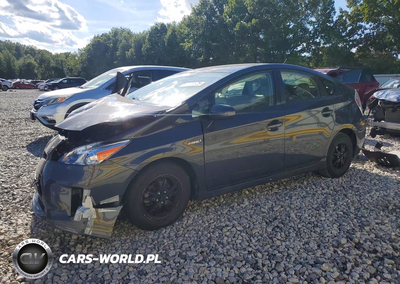 2013 Toyota Prius Three VIN:JTDKN3DU6D5623155 - 1